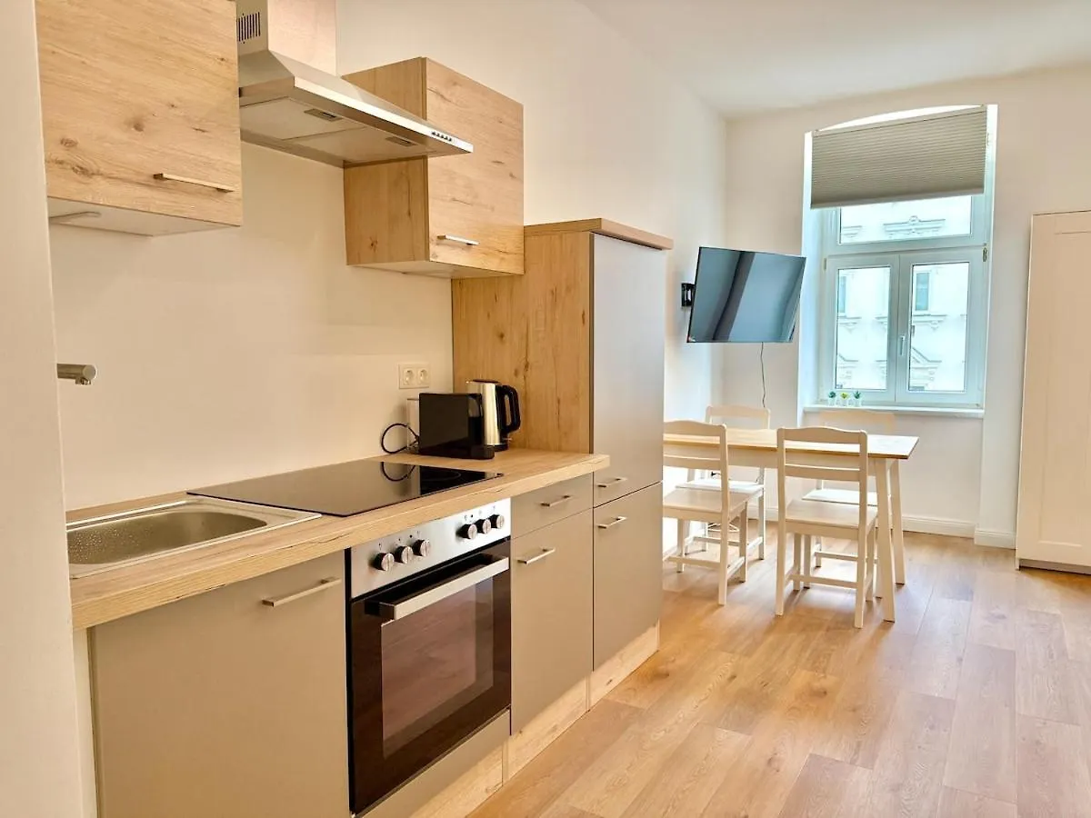 Modern Renovated Apartment فيينا